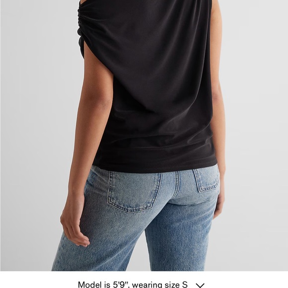 Relaxed Twisted Asymmetrical One Shoulder Top - Picture 3 of 4